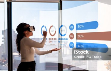 Exploring the Potential of Augmented Reality in Learning